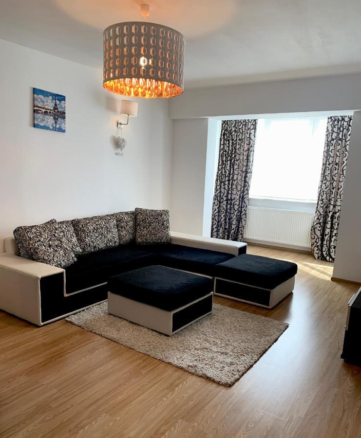 Sunny Central Apartments Сучава Экстерьер фото