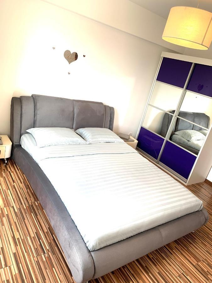 Sunny Central Apartments Сучава Экстерьер фото