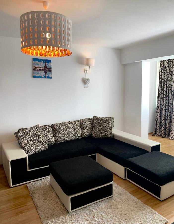 Sunny Central Apartments Сучава Экстерьер фото